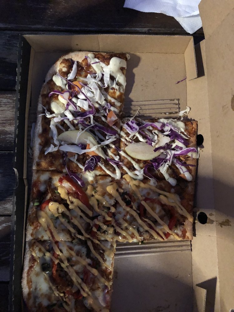 CRUST GOURMET PIZZA BAR Updated August 2024 16 Shields St, Cairns