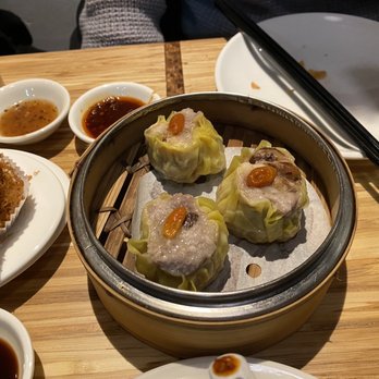 Little Bird Dim Sum - Taro dumpling and siu mai - Dim Sum Near Me - Vancouver, British Columbia Little Bird Dim Sum - Taro dumpling and siu mai - Dim Sum Near Me - Vancouver, British Columbia