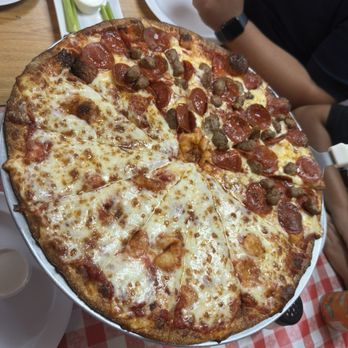 Combo's Pizza - Pizza Near Me - Fullerton, California Combo's Pizza - Pizza Near Me - Fullerton, California