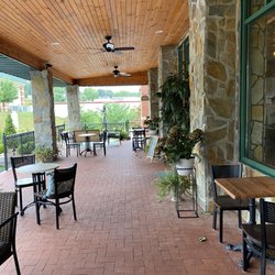 Brew Da Bean - Front porch