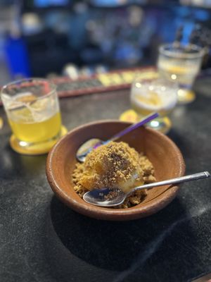 Moon Bar by null