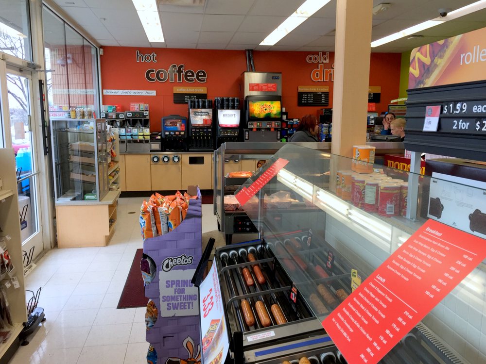 HYVEE FAST & FRESH Updated August 2024 6655 Martway St, Mission