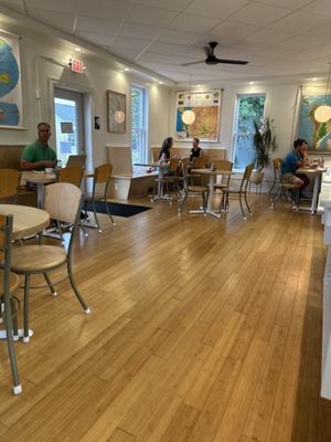 Cafe Birdie by null