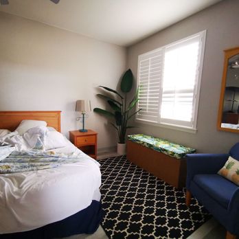 Pacific Plaza Resort  - Spacious bedroom - Hotels Near Me - Oceano, California