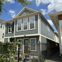 Grace Painting Houston - New color on this house.