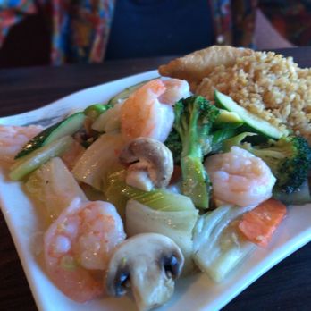 Dao Kitchen Asian Bistro - Shrimp with vegetables - Chinese Near Me - Phoenix, Arizona Dao Kitchen Asian Bistro - Shrimp with vegetables - Chinese Near Me - Phoenix, Arizona