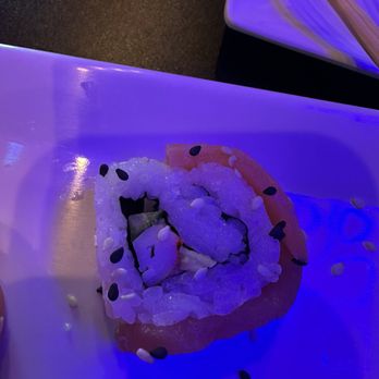 Rock N Roll Sushi - Rainbow roll - Sushi Bars Near Me - Oxford, Mississippi