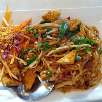 Araya's Place - Phad thai. - Thai Near Me - Seattle, Washington Araya's Place - Phad thai. - Thai Near Me - Seattle, Washington