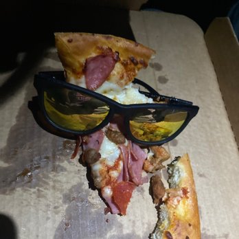Pizza Hut - Mmmmmmmm scrumptious - Pizza Near Me - Marianna, Florida
