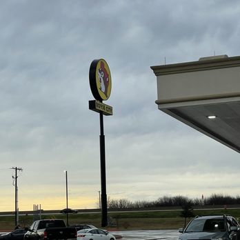 Buc-ee's - Gas Stations Near Me - Royse City, Texas
