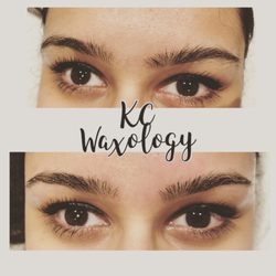 KC Waxology - Brow wax "clean up"