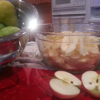 Sun Gold Farm - Csa share pears and apples ( piled up over 3 weeks) destined for dessert. - Farmers Market Near Me - Forest Grove, Oregon Sun Gold Farm - Csa share pears and apples ( piled up over 3 weeks) destined for dessert. - Farmers Market Near Me - Forest Grove, Oregon