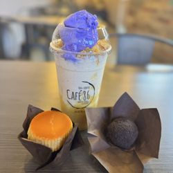 Cafe 86 - Mais Con Yelo, leche flan ube cupcake and ube truffle.