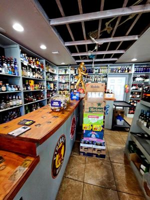 Happy's Stork Lounge and Liquor Store by null