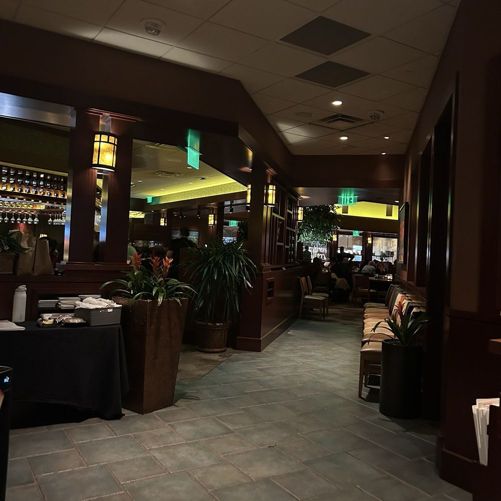 Seasons 52 - Inside - New American Near Me - Columbia, Maryland Seasons 52 - Inside - New American Near Me - Columbia, Maryland