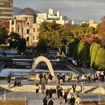 原爆供養塔 - Updated December 2025 - 54 Photos - 中区中島町1, 広島