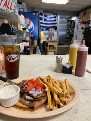 Gus's Grill by null