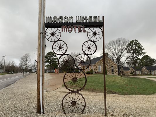 Wagon Wheel Motel by null