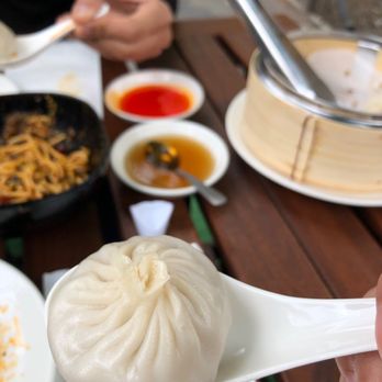 Bund Dumpling House - Bund Pork Soup Dumplings 8/10 - Dim Sum Near Me - Astoria, New York Bund Dumpling House - Bund Pork Soup Dumplings 8/10 - Dim Sum Near Me - Astoria, New York