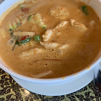 Elephant Cafe - Red curry chicken $11 - Thai Near Me - Lake Forest, California Elephant Cafe - Red curry chicken $11 - Thai Near Me - Lake Forest, California