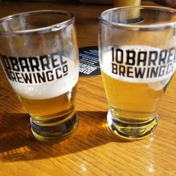 10 Barrel Brewing - West Side Bend - Trying a coastal with nitro and without. Bith here very good! - Brewpubs Near Me - Bend, Oregon 10 Barrel Brewing - West Side Bend - Trying a coastal with nitro and without. Bith here very good! - Brewpubs Near Me - Bend, Oregon