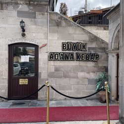 Büyük Adana Kebap - Entrance