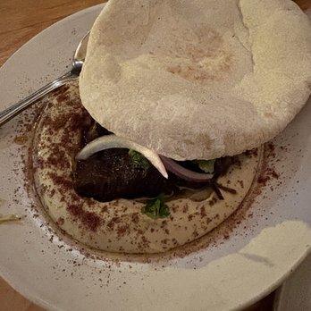 Avec - Chicago - Short Rib Hummus - Mediterranean Near Me - Chicago, Illinois