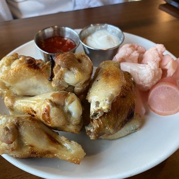 Fieldwork Brewing - Pizza Near Me - San Leandro, California Fieldwork Brewing - Pizza Near Me - San Leandro, California