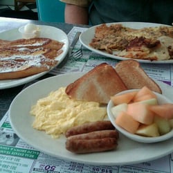 Mountain View Diner - Lite breakfast, french toast and (I think) an omelet