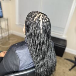 Styledbysanaa