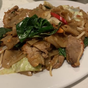 Noble Thai - 42. Kuay Tiew Kee Mao with duck - Thai Near Me - Chicago, Illinois Noble Thai - 42. Kuay Tiew Kee Mao with duck - Thai Near Me - Chicago, Illinois