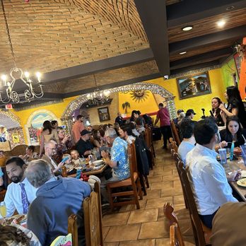 El Tapatio - Packed house during Easter 3.31.24 - Mexican Near Me - Citrus Heights, California El Tapatio - Packed house during Easter 3.31.24 - Mexican Near Me - Citrus Heights, California