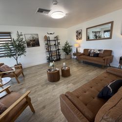 Granite Hills Healthcare & Wellness Centre - Lobby area