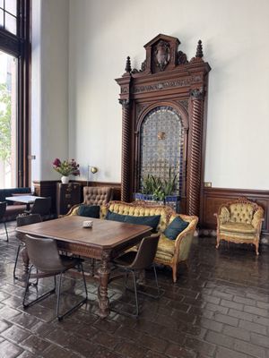 The Emerald Lounge by null