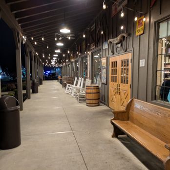Cracker Barrel Old Country Store - Cracker Barrel in Murray, KY - Breakfast & Brunch Near Me - Murray, Kentucky Cracker Barrel Old Country Store - Cracker Barrel in Murray, KY - Breakfast & Brunch Near Me - Murray, Kentucky
