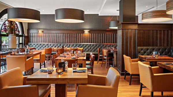 Hilton Dresden by null