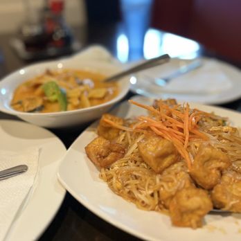 Fa-Sai Thai - 67. Pad Thai with tofu - Desserts Near Me - Garden Grove, California Fa-Sai Thai - 67. Pad Thai with tofu - Desserts Near Me - Garden Grove, California