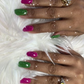Neo Nails Brickell - Love my colors Dunia helped me pick. - Nail Salons Near Me - Miami, Florida
