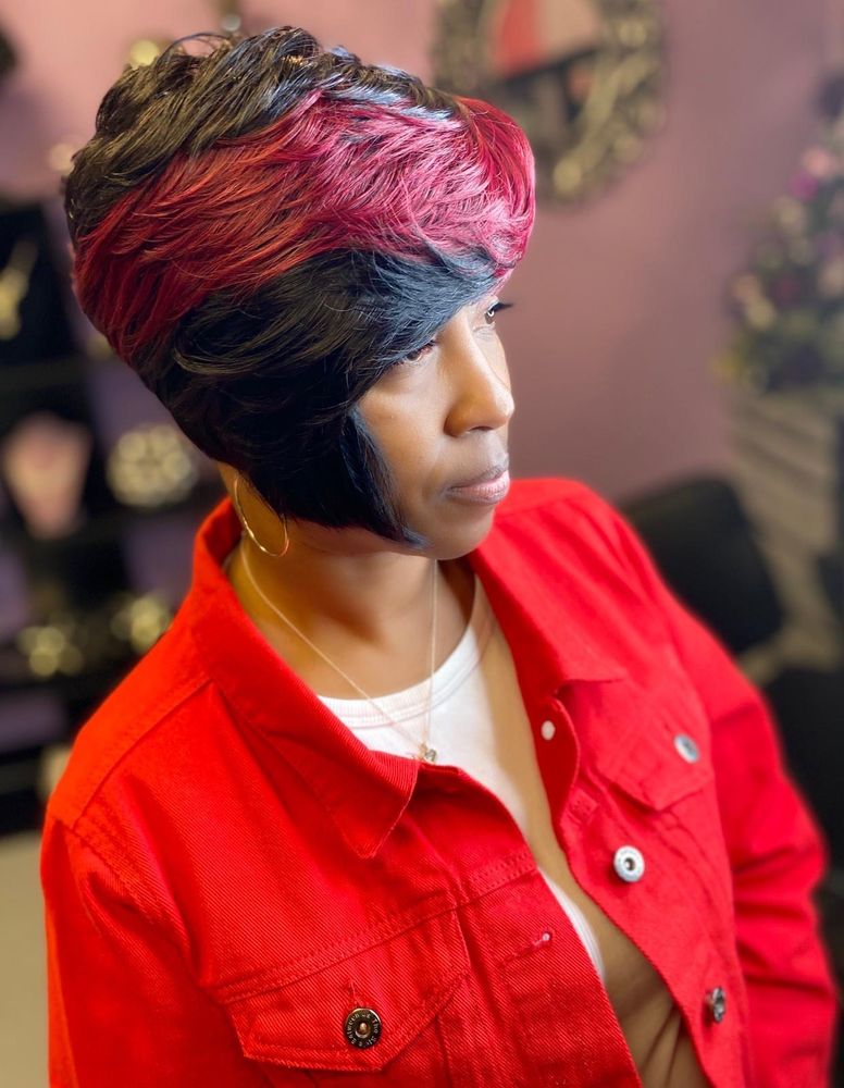 Kanebras Hair Studio & Extensioin Bar Logo