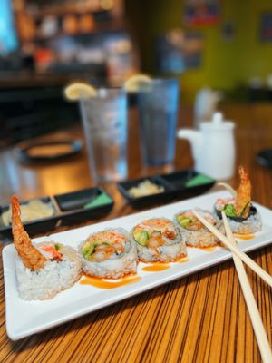 Kaizen Fusion Roll & Sushi by null