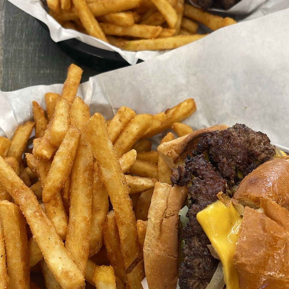 Cal's Fried Chicken & Burgers - Both meals - Burgers Near Me - Berkeley, California Cal's Fried Chicken & Burgers - Both meals - Burgers Near Me - Berkeley, California