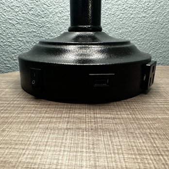 WorldMark Dolphin's Cove - Olea Ty of charging on the lamp - Hotels Near Me - Anaheim, California