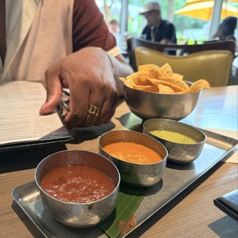 Miriam Cocina Latina - Chips and Dips - Mexican Near Me - Dallas, Texas