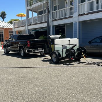 Junior’s Window Cleaning - Gutter Services Near Me Junior’s Window Cleaning - Gutter Services Near Me