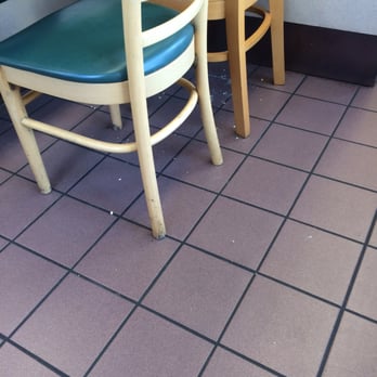 Wendy's - Good under tables - Burgers Near Me - Franklin, Kentucky Wendy's - Good under tables - Burgers Near Me - Franklin, Kentucky