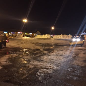 Mike's Professional Lawn Care - Commercial snow removal - Snow Removal Near Me - York, Pennsylvania Mike's Professional Lawn Care - Commercial snow removal - Snow Removal Near Me - York, Pennsylvania