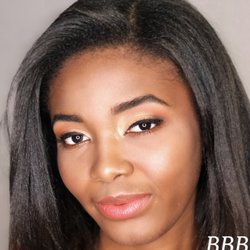 Bella Beauty Bar - Soft makeup