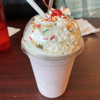 Two Sisters Cafe - Huckleberry Shake - American Near Me - Babb, Montana