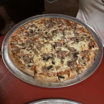 Bianchi's Pizza - Pizza Near Me - Ottawa, Illinois Bianchi's Pizza - Pizza Near Me - Ottawa, Illinois