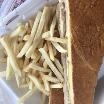Miami's Cafe - Cuban sandwich - Food Trucks Near Me Miami's Cafe - Cuban sandwich - Food Trucks Near Me